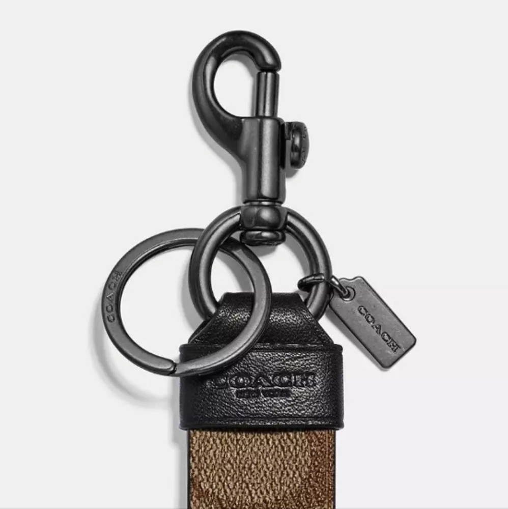 Large Loop Key Fob In Signature Canvas - Picture 3 of 4